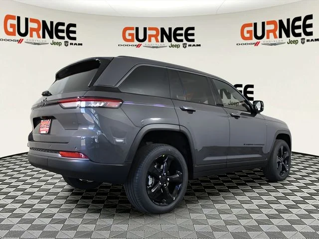 New 2026 Baltic Gray Metallic Clear-Coat Exterior Paint Jeep Limited image 32