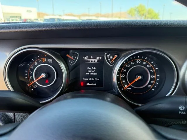 Certified Used 2018 Silver Jeep Unlimited Sport image 8