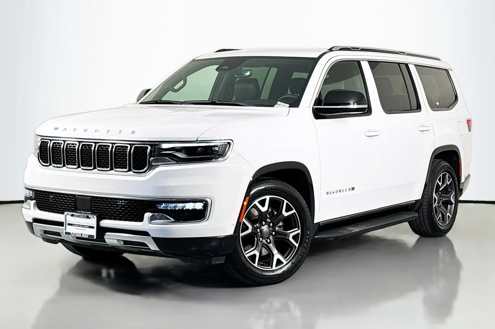 2024 Jeep Wagoneer Series III 4WD's photo