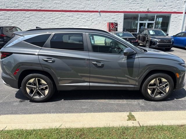 Used 2026 Gray Hyundai SEL image 7