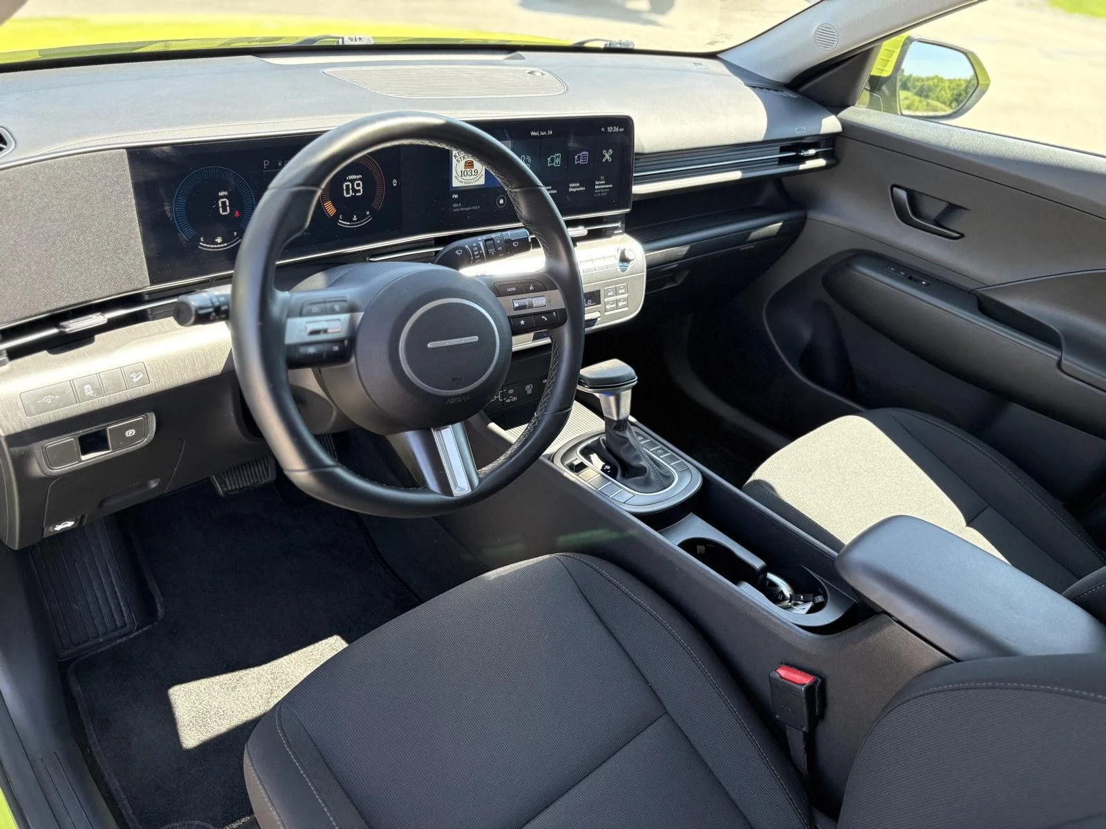 Used 2024 NEOTERIC YELLOW HYUNDAI SEL FWD image 7