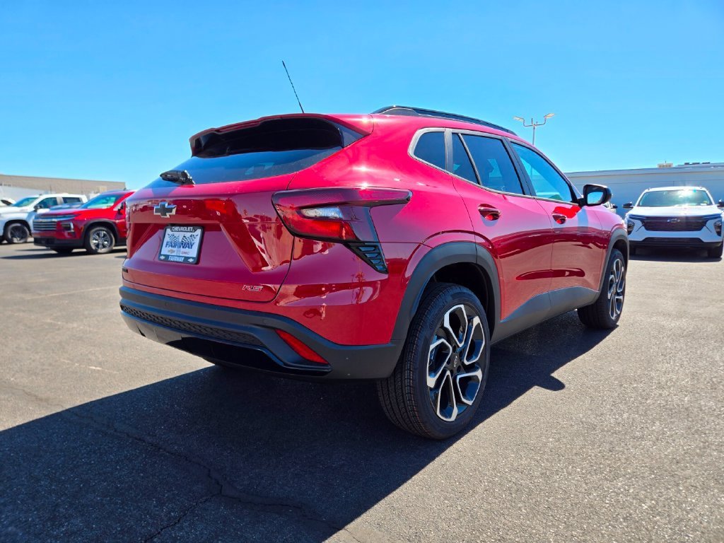2026 Chevrolet Trax RS - Photo 4