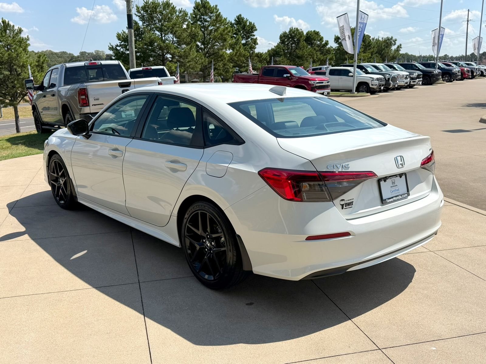 Certified Used 2024 Platinum White Pearl Honda Sport image 4
