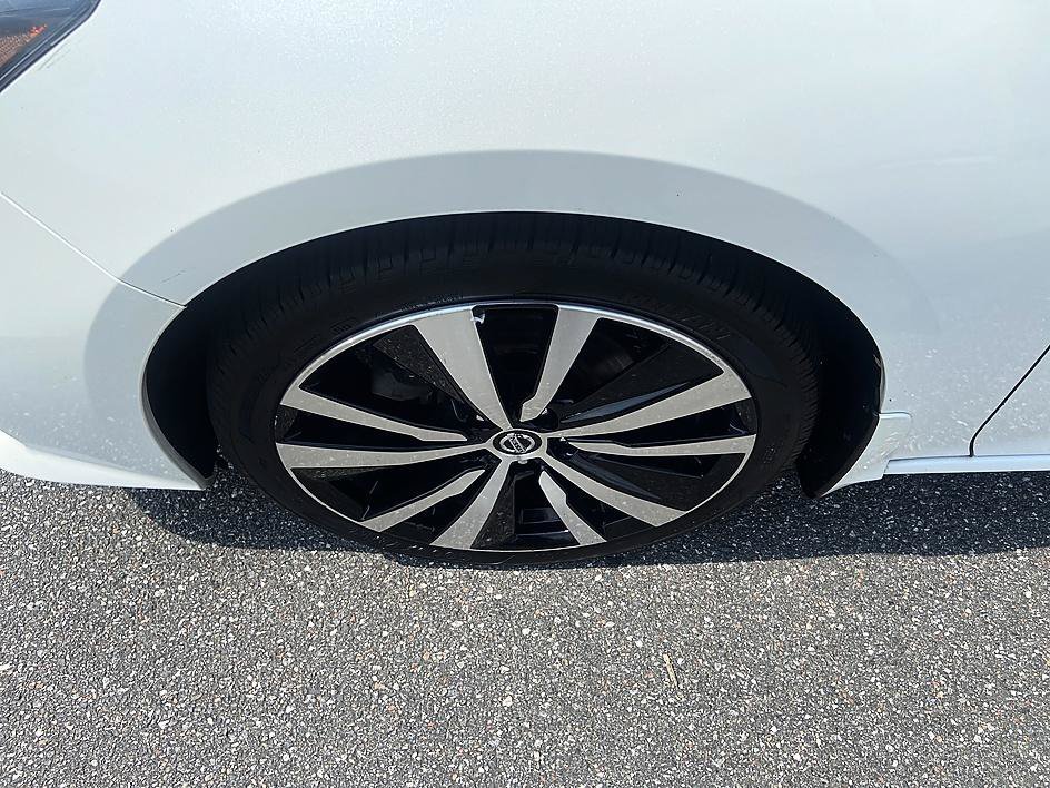 Used 2020 Pearl White Tricoat Nissan 2.5 SR image 8
