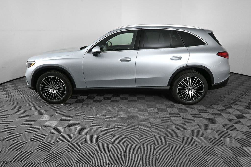 New 2026 Cirrus Silver Metallic Mercedes-Benz GLC 300 image 41