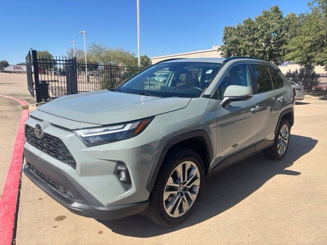 2023 Toyota RAV4 XLE Premium