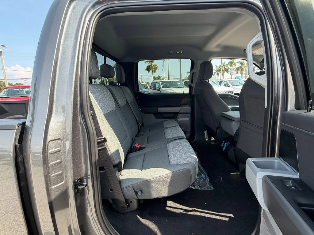 New 2027 Carbonized Gray Metallic Ford F-350® XLT image 13