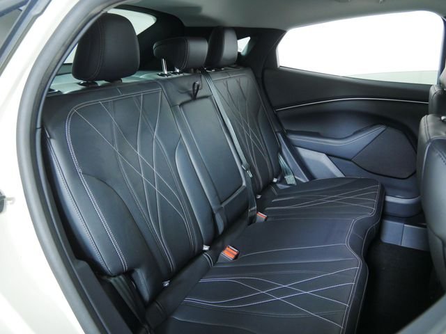 Certified Used 2025 Beige Ford Select image 14