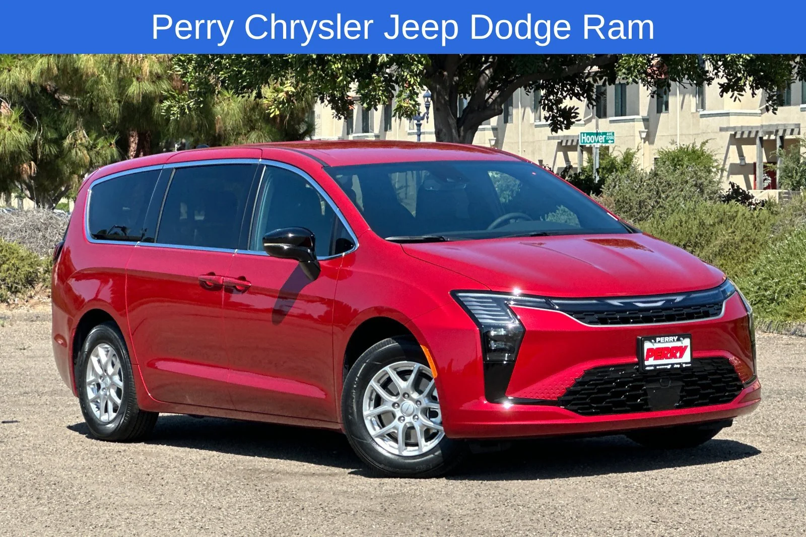 2027 Chrysler Pacifica Select