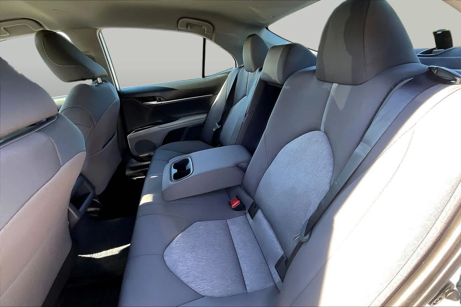 Used 2024 Ice Cap Toyota LE image 19