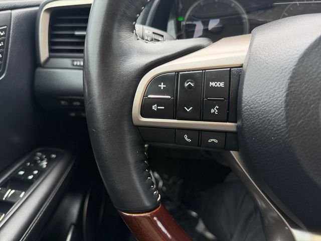 Used 2019 Silver Lexus 350L image 22