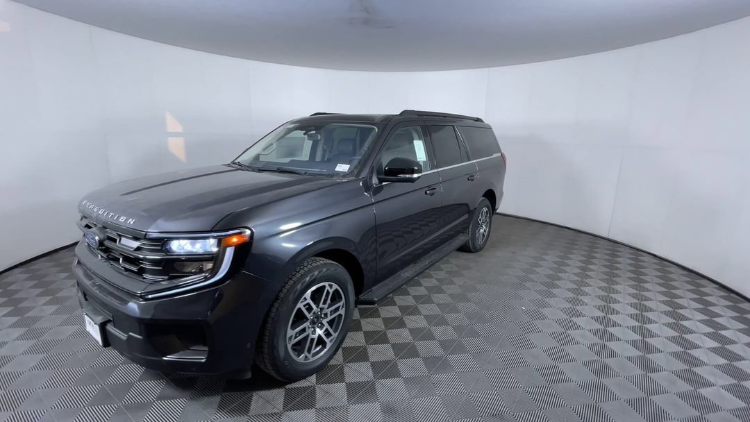 New 2025 Dark Matter Gray Metallic Ford Active image 3