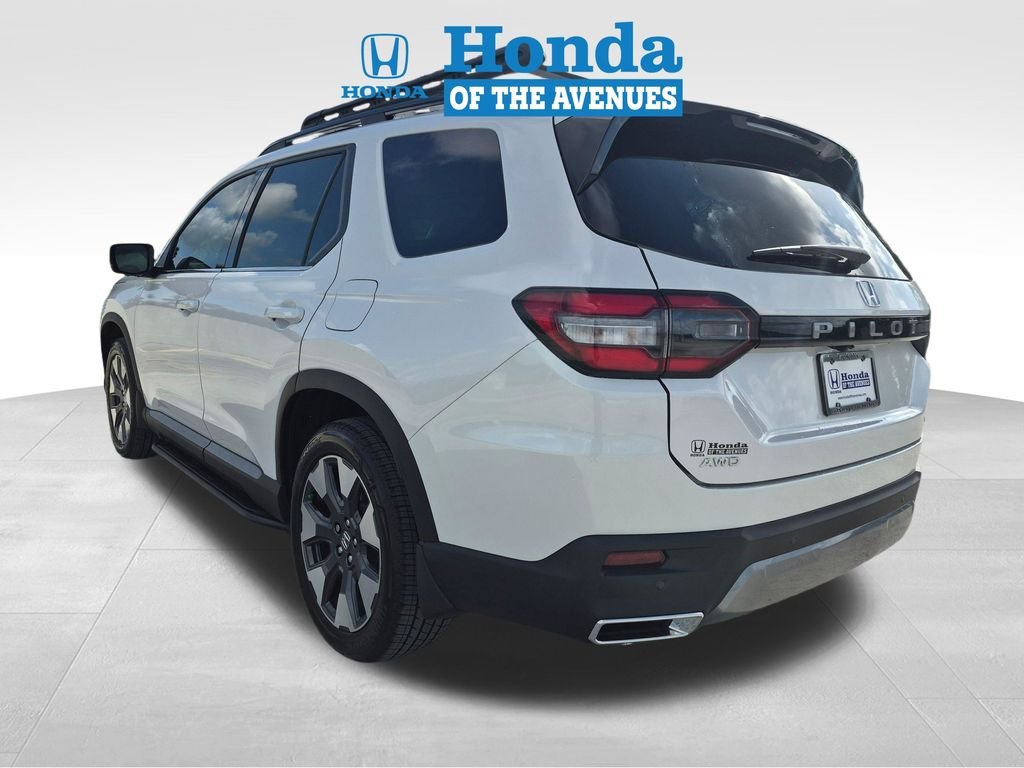 New 2026 Platinum White Pearl Honda Elite image 5