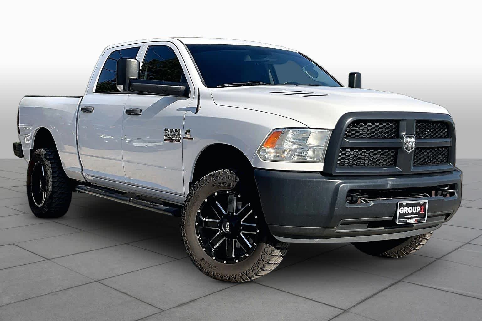 Used 2016 Bright White Clearcoat Ram Tradesman image 3