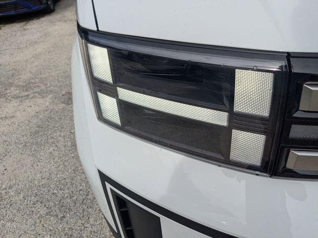New 2026 White Hyundai SEL image 9