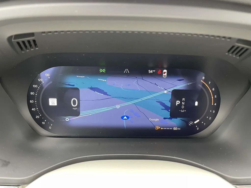 New 2026 Aurora Silver Volvo Ultra image 11