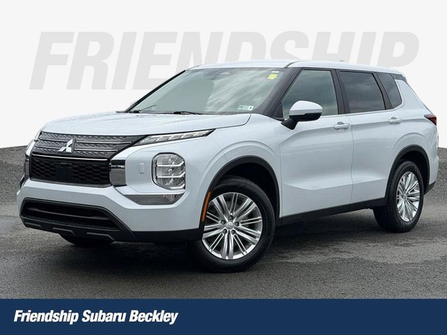 2023 Mitsubishi Outlander ES