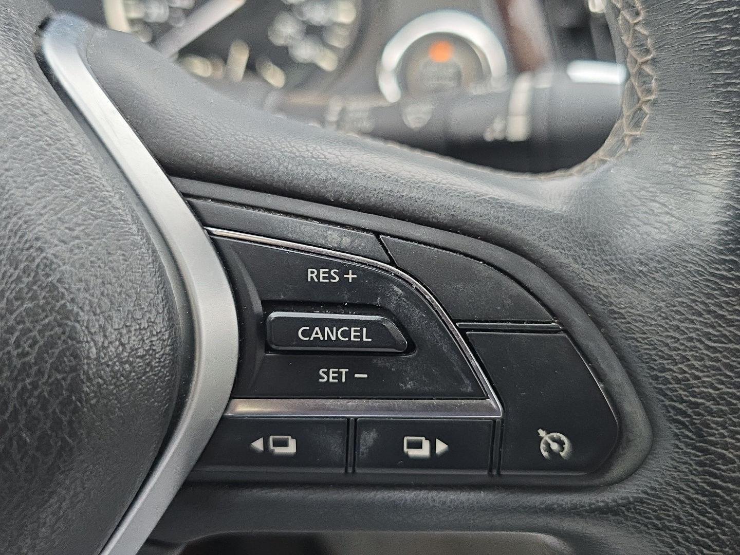 Used 2019 Liquid Platinum INFINITI 3.0t LUXE image 13