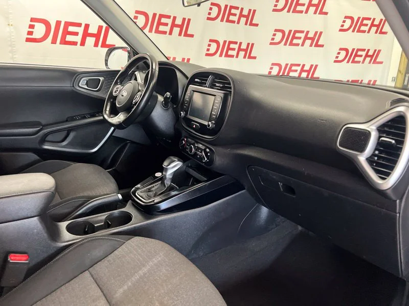 Used 2020 White Kia GT-Line image 14
