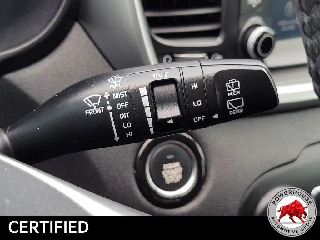 Used 2019 White Kia EX image 32