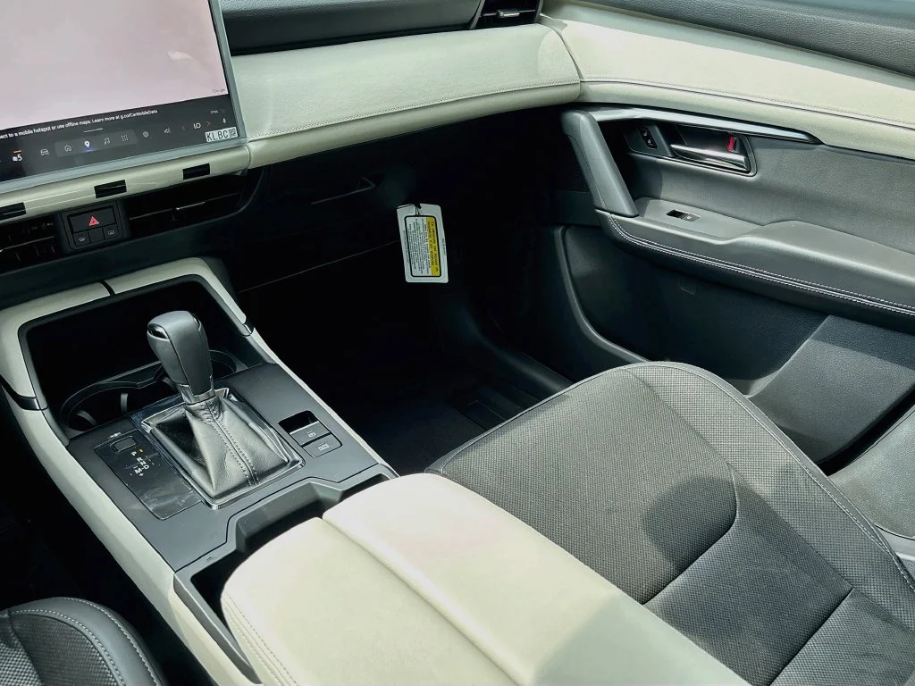 New 2026 Machine Gray Metallic Mazda 2.5 S Preferred AWD image 23