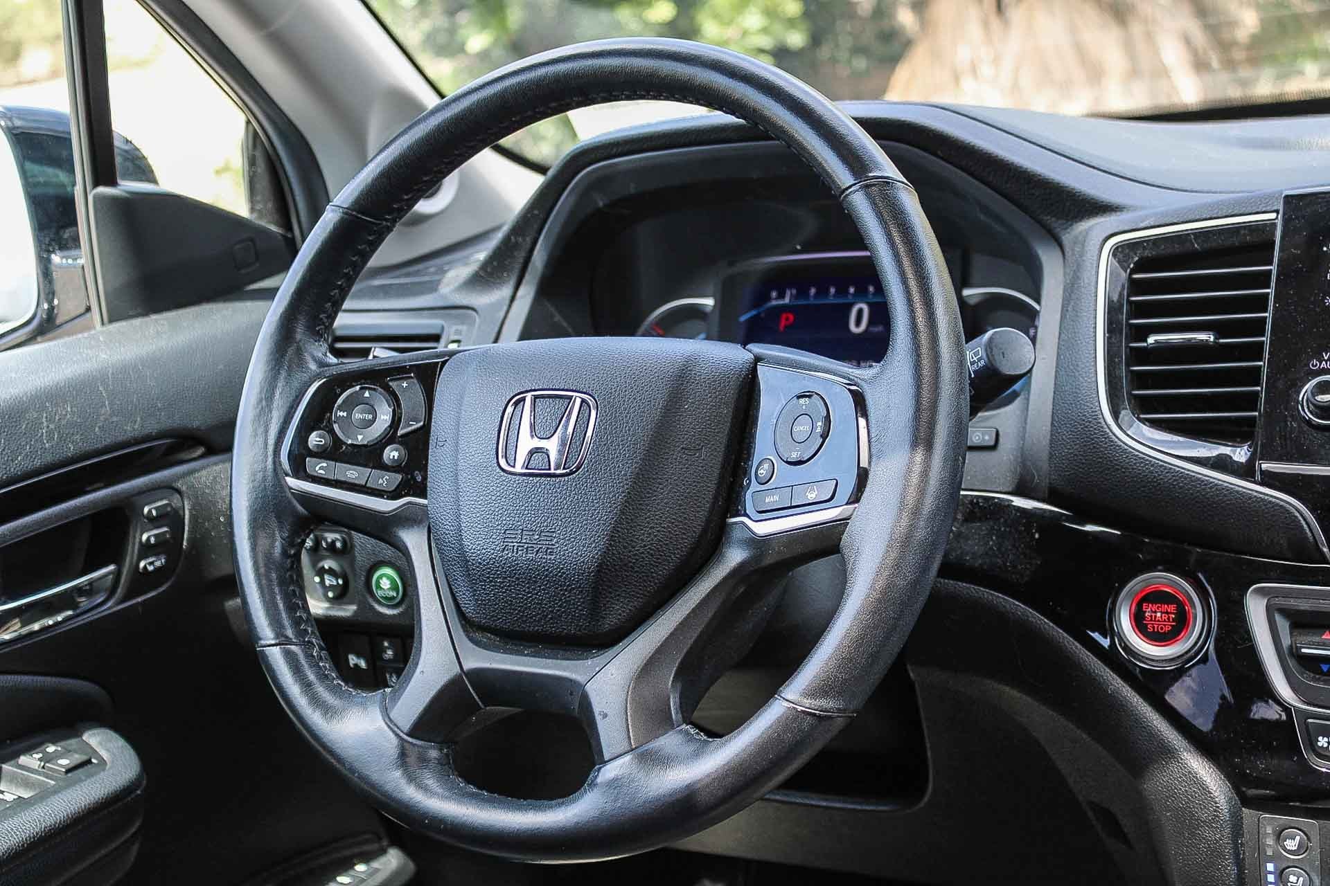 Certified Used 2022 Modern Steel Metallic Honda AWD ELITE image 44