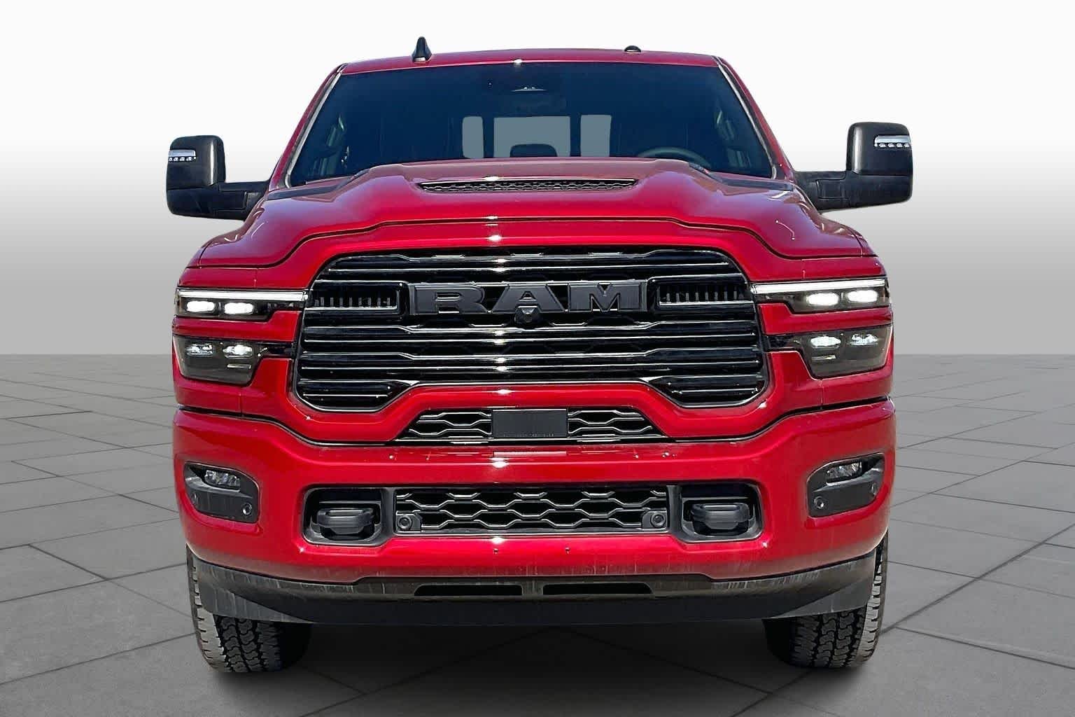 New 2026 Molten Red Pearl-Coat Exterior Paint RAM Laramie image 3