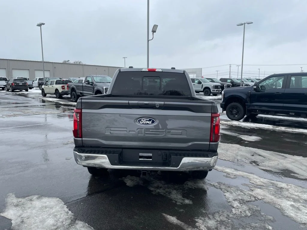 2025 Ford F-150 XLT - Photo 6