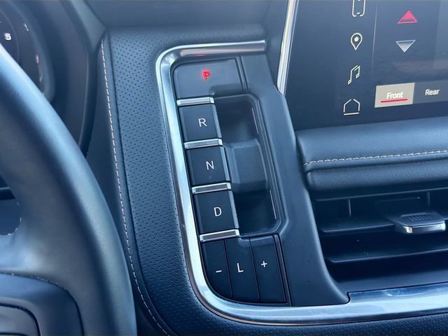 2024 GMC Yukon AT4 - Photo 27