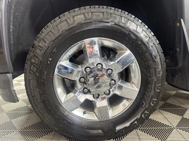 Used 2016 Iridium Metallic GMC Denali image 10