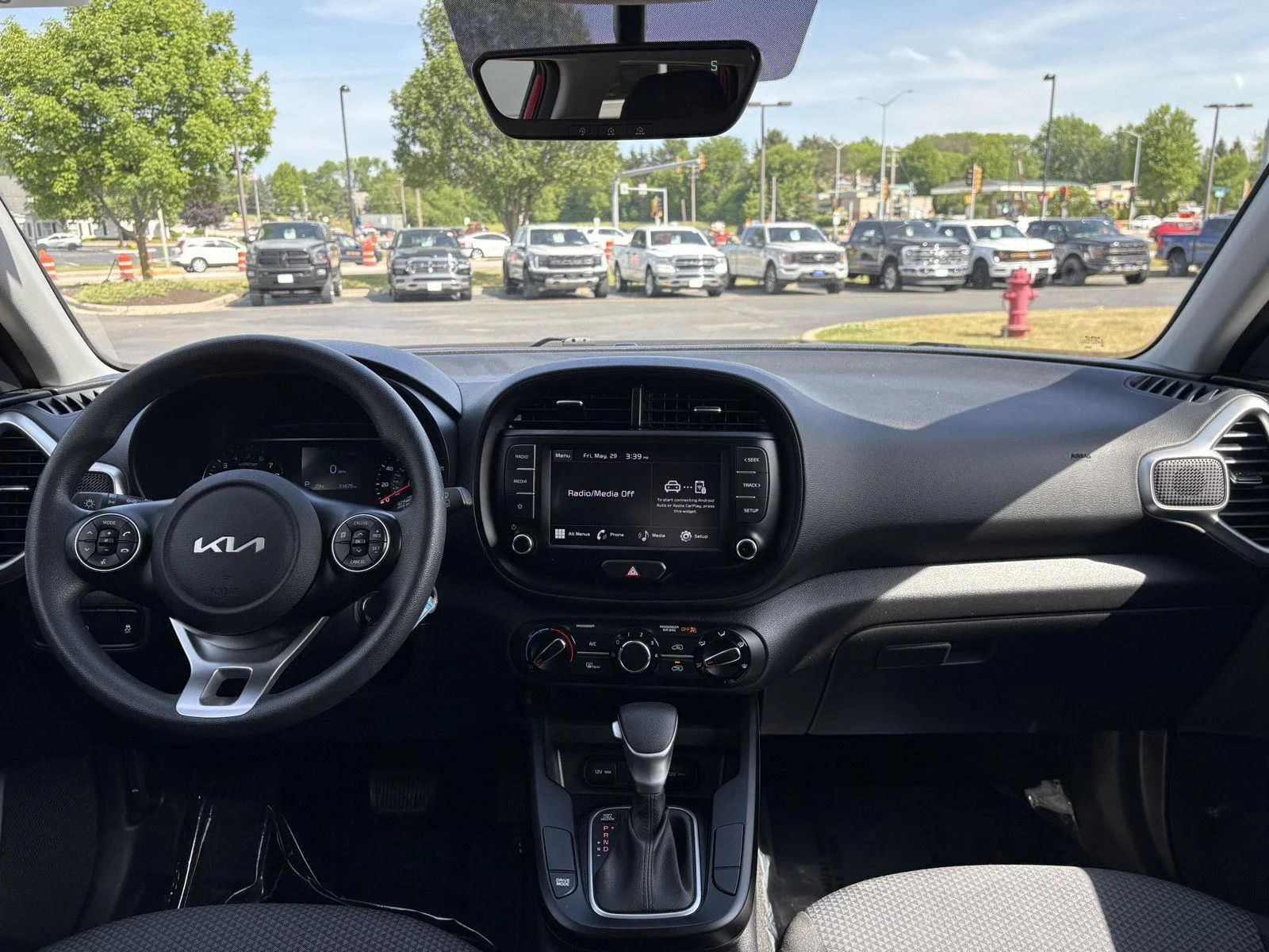 Used 2022 Inferno Red Kia LX image 7