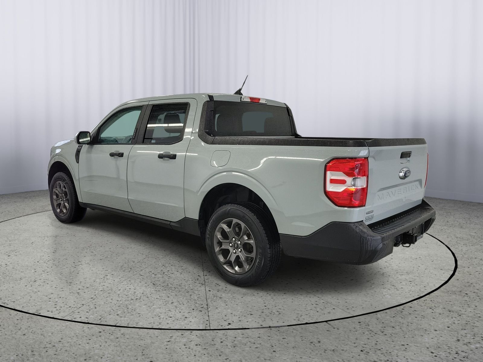 Certified Used 2023 Green Ford XLT image 4