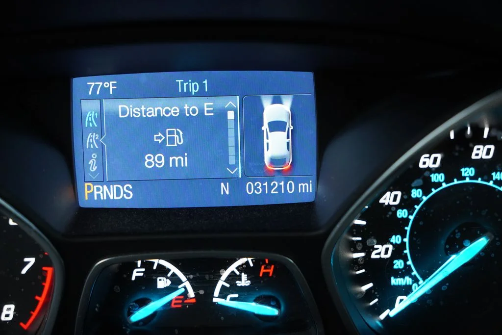 Used 2014 Ginger Ale Metallic Ford SE image 6