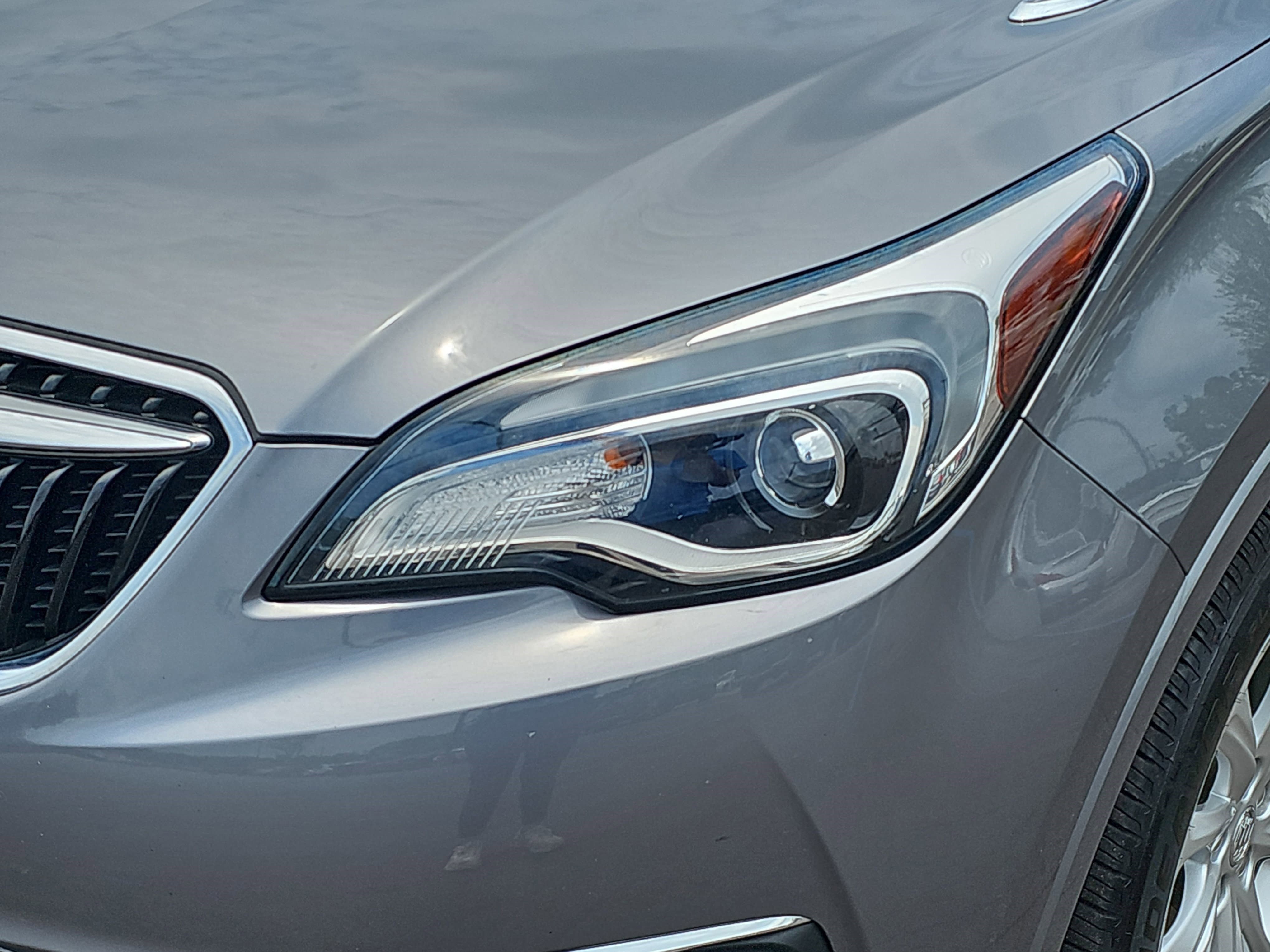 Used 2020 Satin Steel Metallic Buick Preferred image 27
