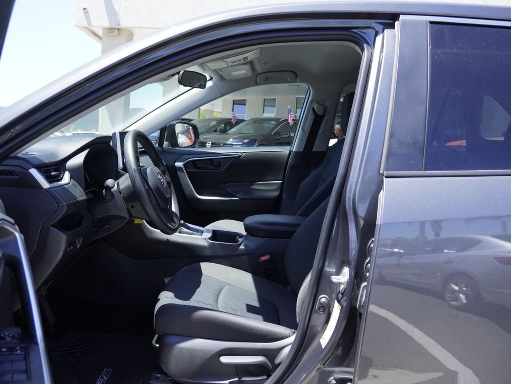 Used 2025 Gray Toyota LE image 18
