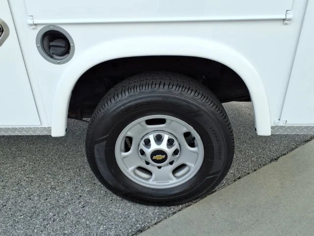 Used 2016 SUMMIT WHITE Chevrolet Work Truck image 14