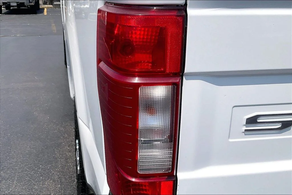 Used 2022 White Ford XLT image 29