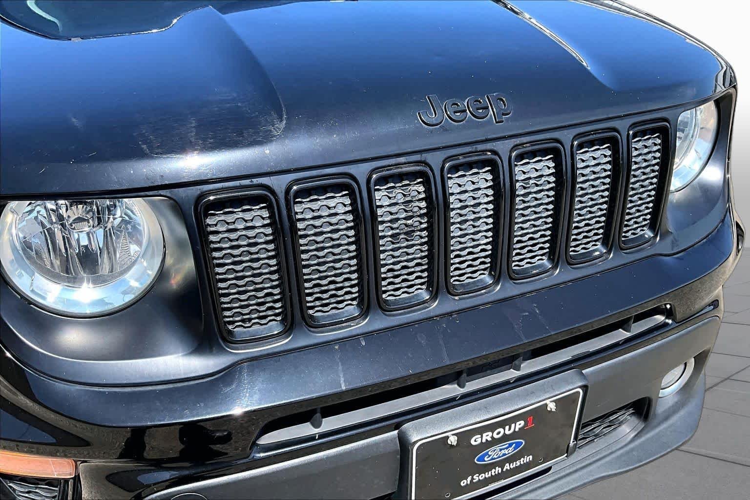 Used 2020 Black Clearcoat Jeep Altitude image 29