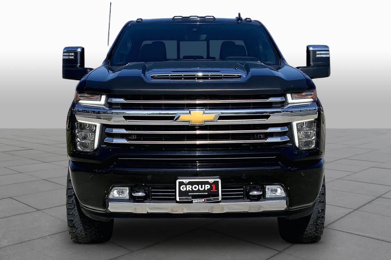 Used 2022 Black Chevrolet High Country image 7
