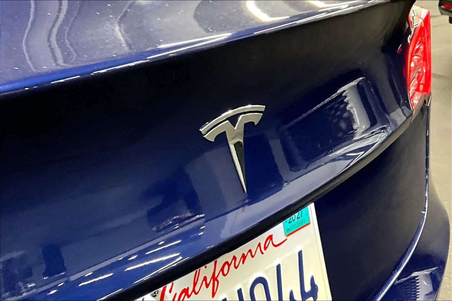 Used 2023 Deep Blue Metallic Tesla  image 30