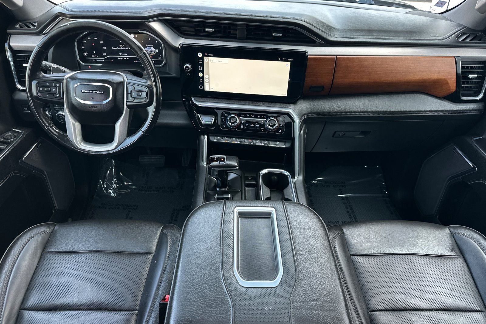 Used 2022 Onyx Black GMC Denali image 16
