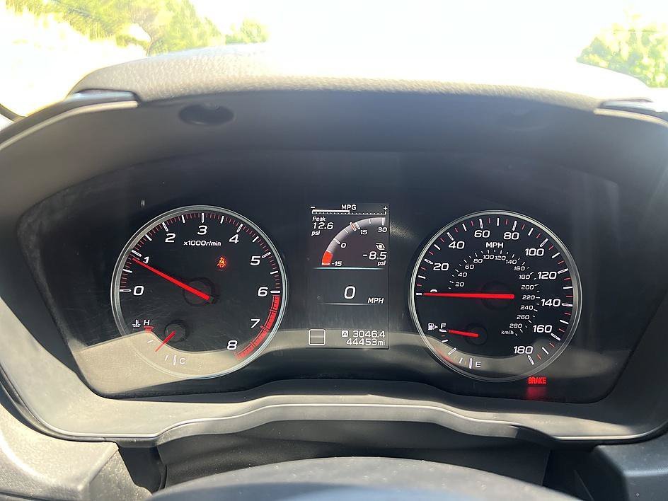 Used 2023 Ceramic White Subaru Base image 15