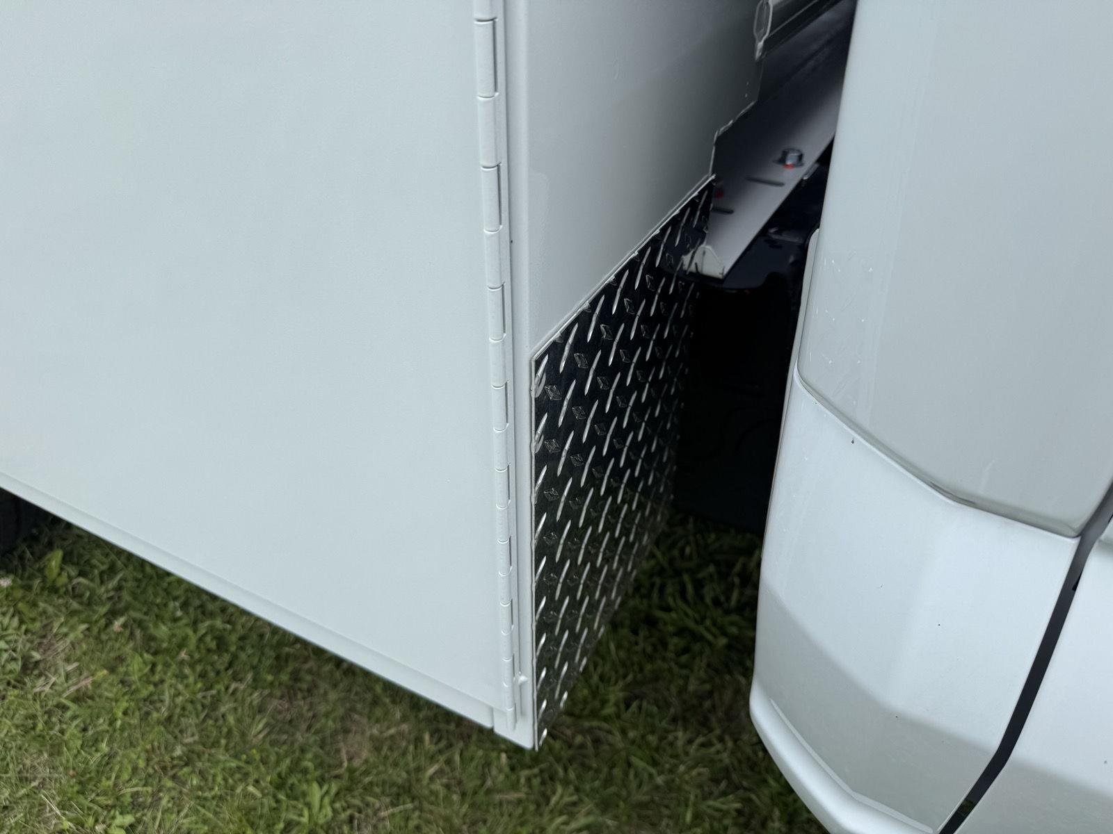 New 2026 Oxford White Ford F-250® XL image 29