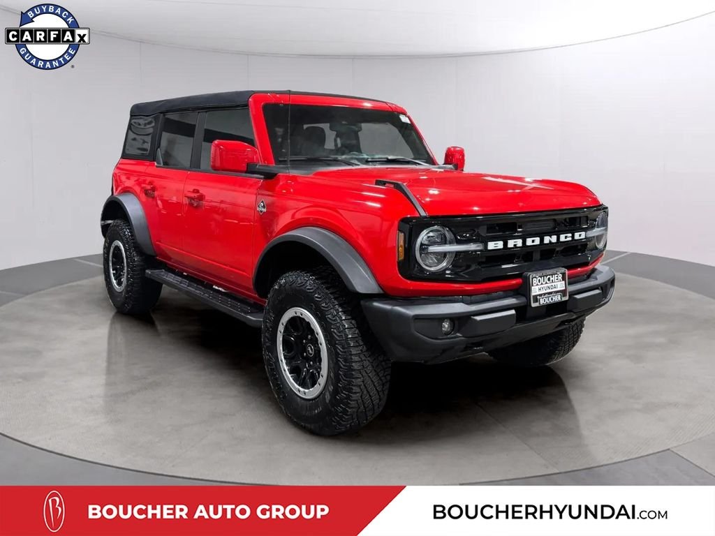 2024 Ford Bronco Outer Banks 4WD 4-door's photo