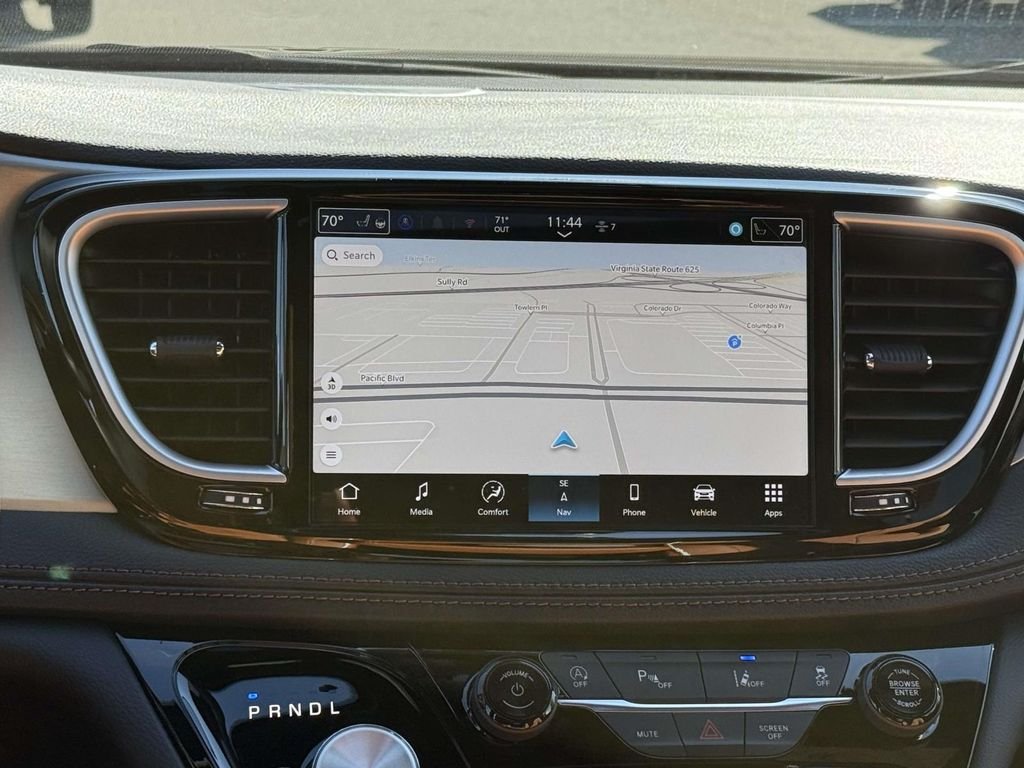 2026 Chrysler Pacifica Pinnacle