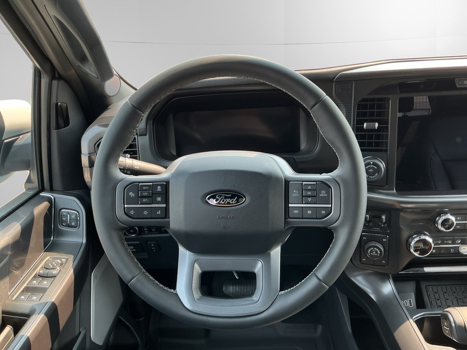 New 2026 Avalanche Ford Lariat® image 12