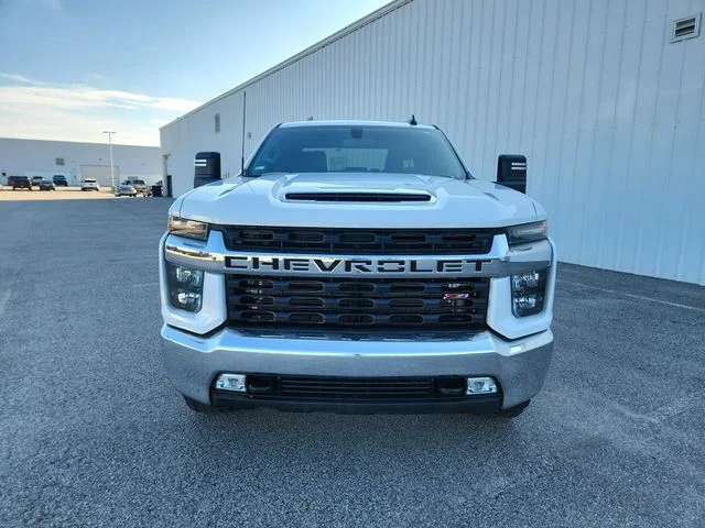 Used 2023 White Chevrolet LT image 4
