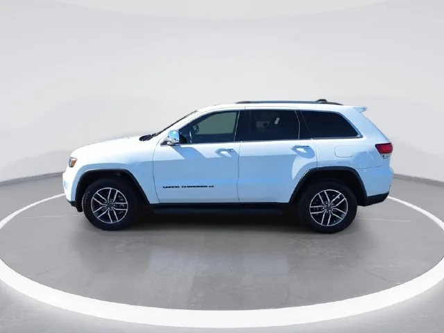 Used 2022 White Jeep Limited image 5