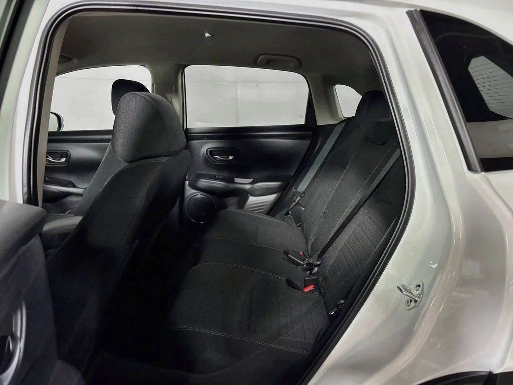 Used 2026 White Honda LX image 19