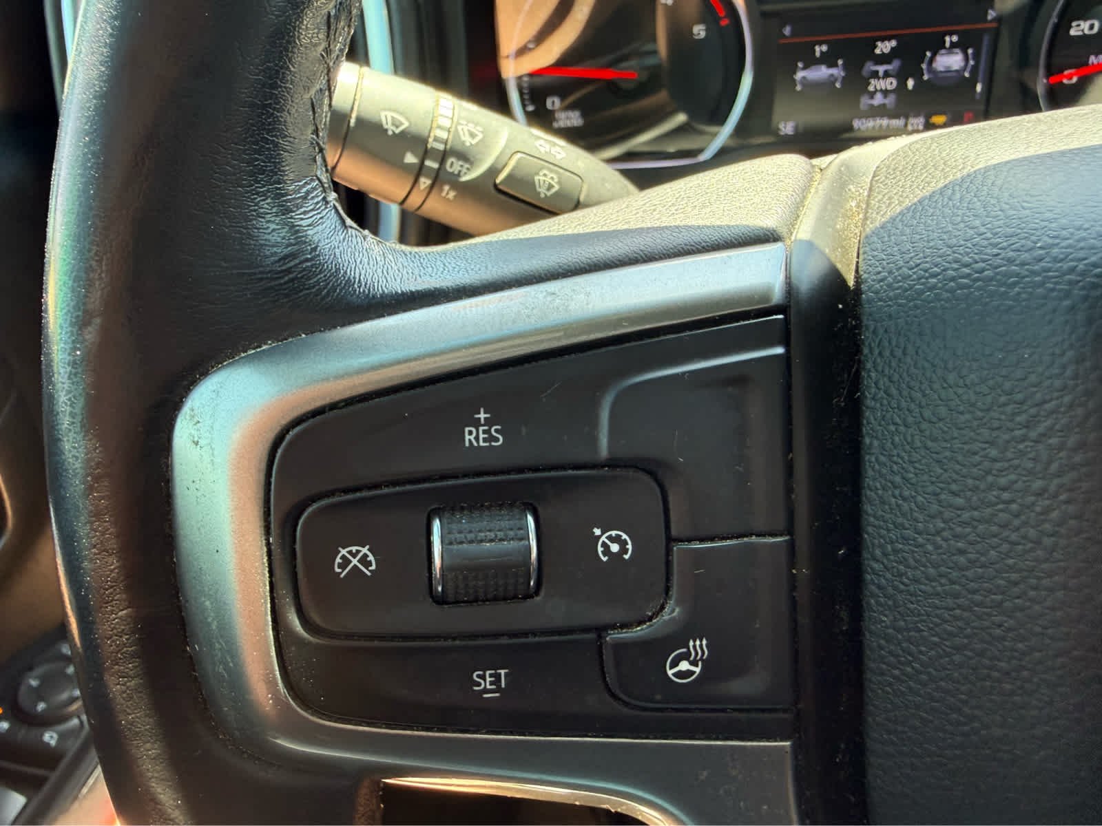 Used 2021 Summit White Chevrolet LT image 27